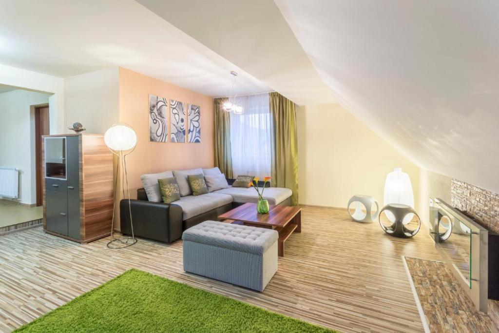 Hotel Sipox Csorba Kültér fotó