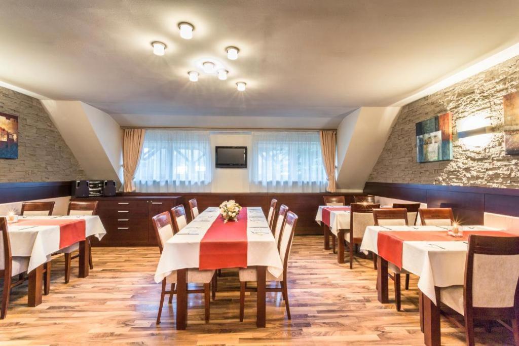 Hotel Sipox Csorba Kültér fotó